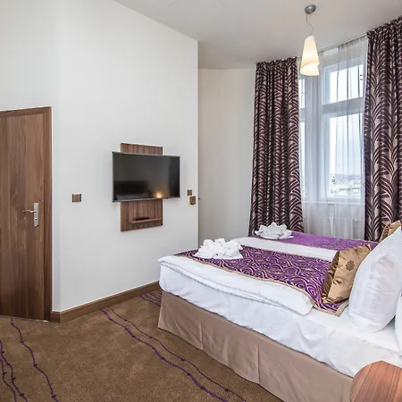 Merchant's Crown 4* Praag